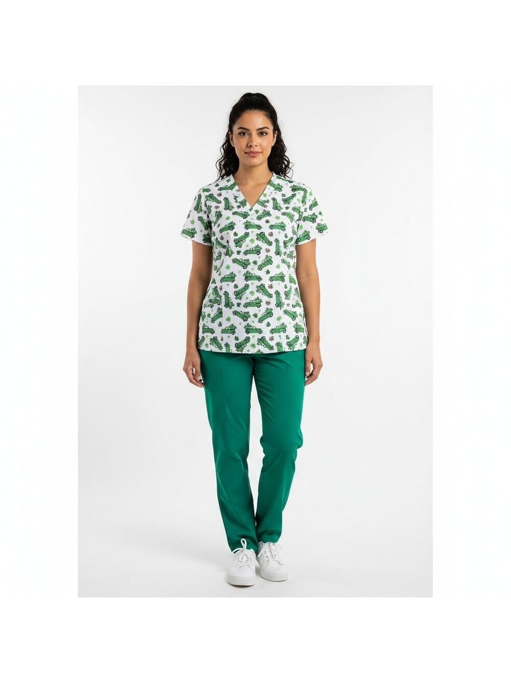 Revel St. Patty's Day Scrub Top Size Large